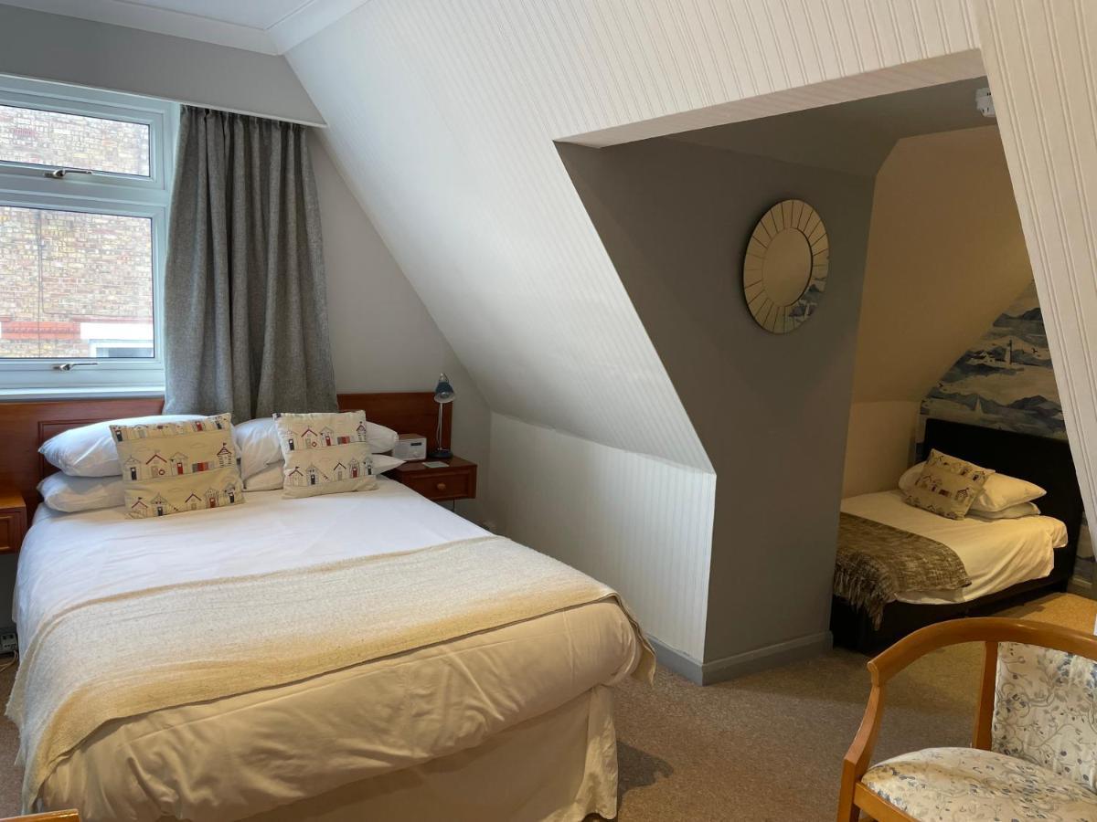 Knights Court Hotel Горад Грэйт Ярмут Стая снимка