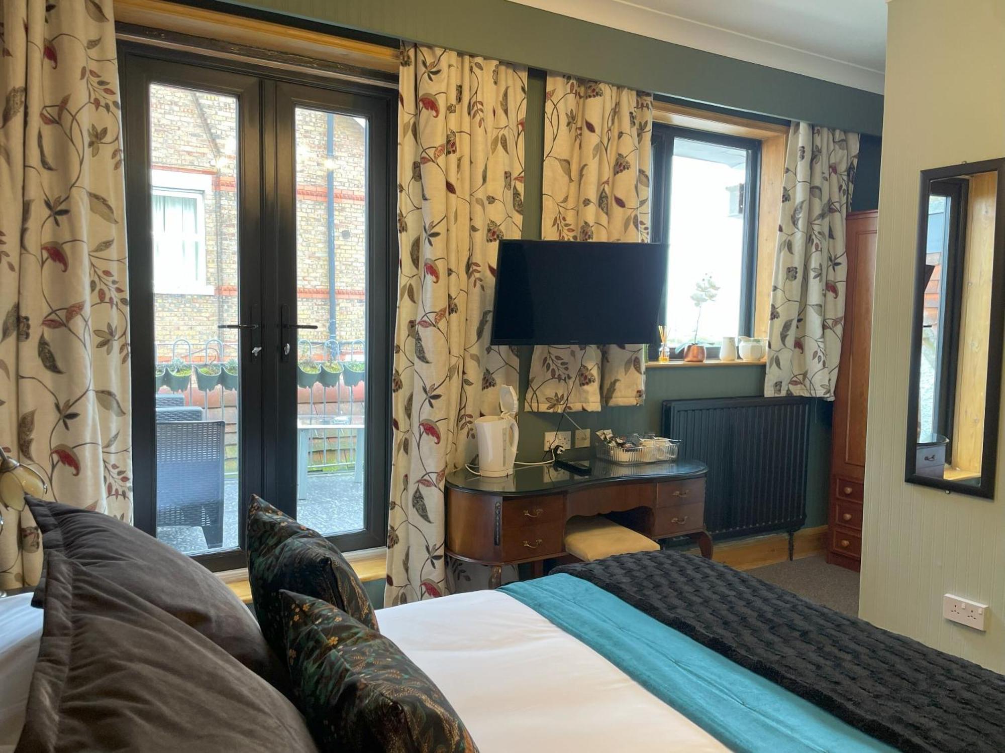 Knights Court Hotel Горад Грэйт Ярмут Стая снимка